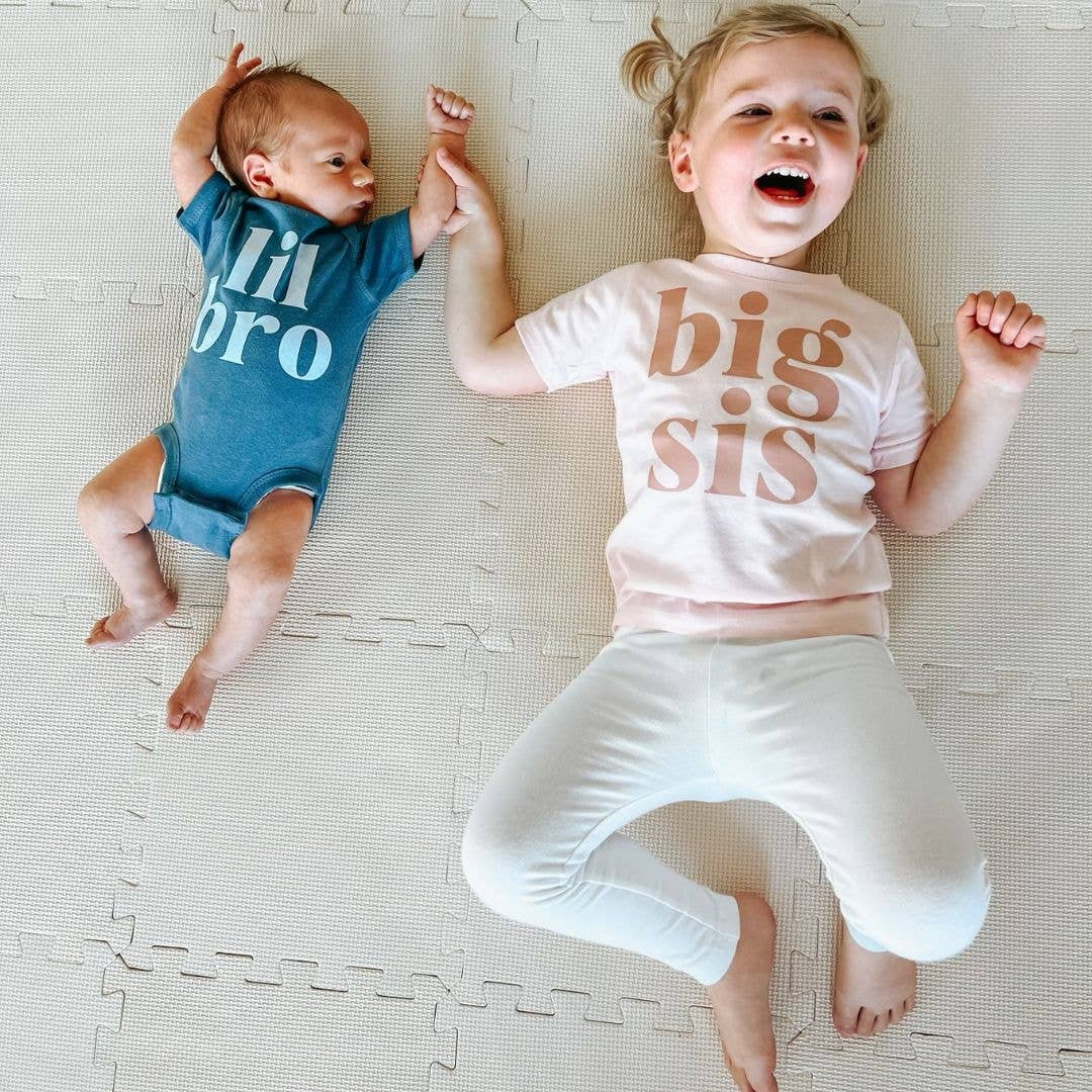 Lil Bro Short Sleeve Bodysuit - Pregnancy Announcement