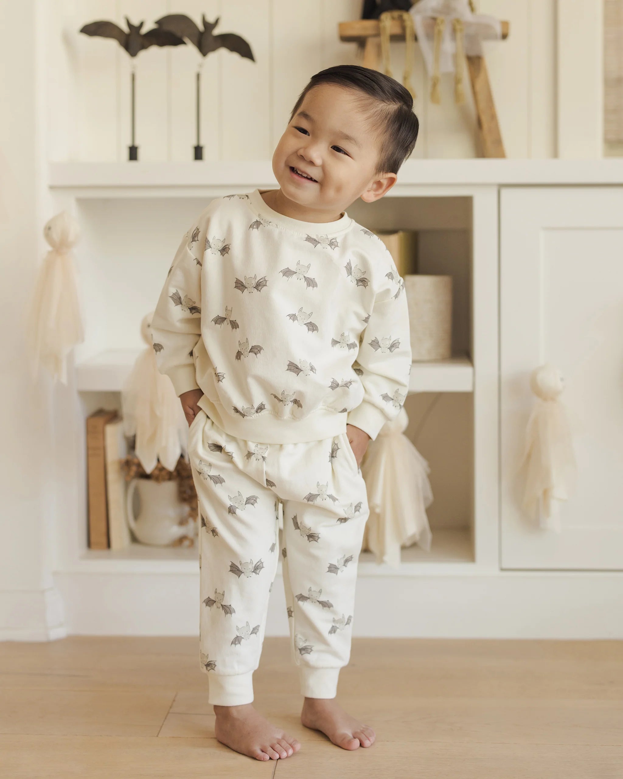 Relaxed Fleece Sweatpant || Bats